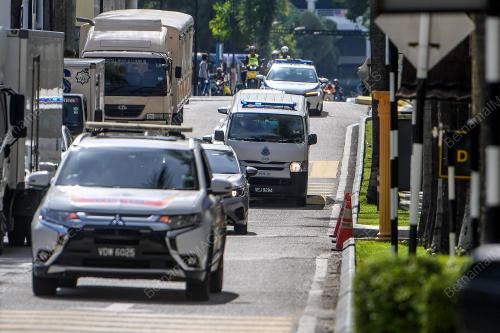 JENAZAH PELAPES TIBA DI HKL