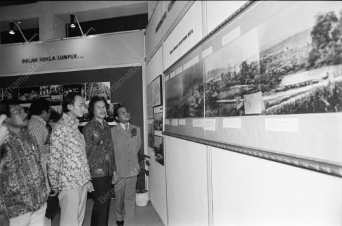 Menteri Wilayah rasmi KL