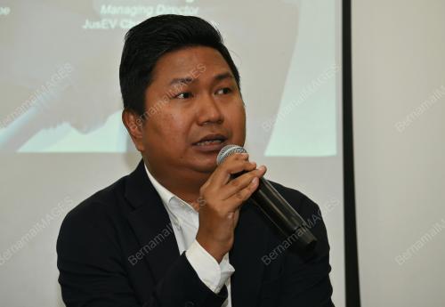 AUNG ZAW ZAW