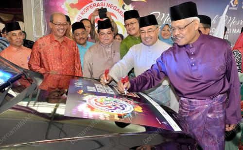 KL14_30072015_Datuk_Hamzah_KPDNKK