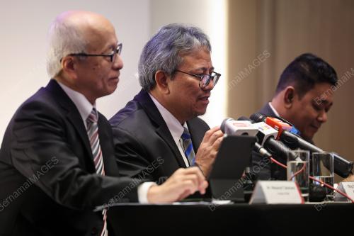 DATUK SERI ZAINAL ABIDIN AHMAD