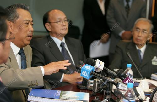 MUHYIDDIN YASSIN