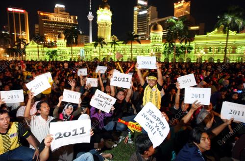 MALAM AMBANG TAHUN 2011