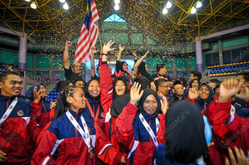 KL14_31122015_SILAT_MENANG