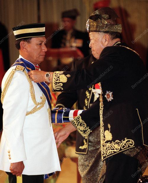 KL15-02_06_2001_AGONG_PINGAT_27012016