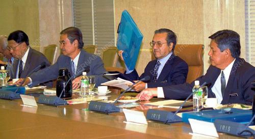PERDANA MENTERI