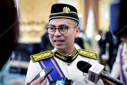 DATUK FAHMI FADZIL