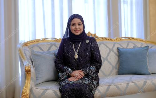 RAJA PERMAISURI AGONG RAJA ZARITH SOFIAH