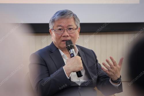 DATUK LAU BENG LONG
