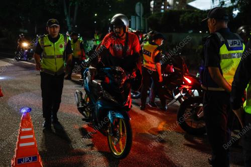 OPS KHAS MOTOSIKAL SEMPENA HARI RAYA AIDILFITRI