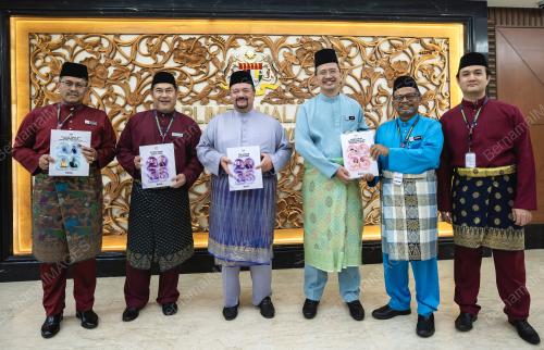DATUK SERI AMIR HAMZAH AZIZAN