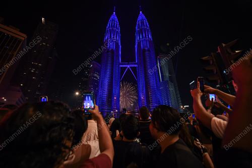 AMBANG TAHUN BAHARU 2025
