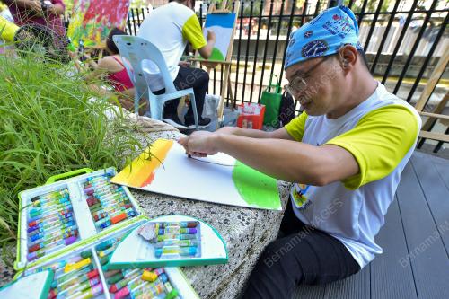KINDER ARTS BY SPECIAL ARTISTS