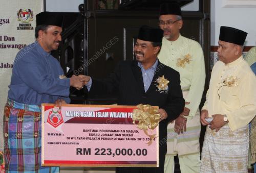 JAMIL KHIR BAHAROM