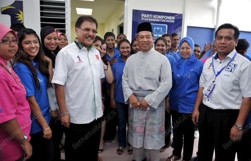 KL15_03022012_UMNO_2