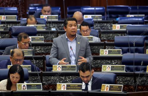 DATUK LUKANISMAN AWANG SAUNI