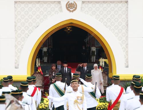 AL-SULTAN ABDULLAH RI'AYATUDDIN AL-MUSTAFA BILLAH