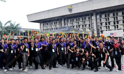 KL15_03092012_MAHASISWA_UM