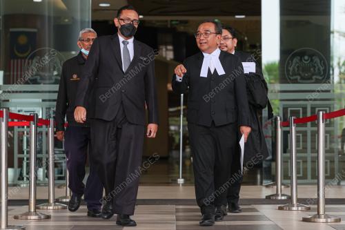 TAN SRI AZAHAR MOHAMED