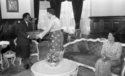 KL15_04022015_MENGHADAP_AGONG