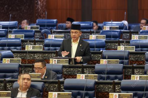DATUK DR MOHD NA'IM MOKHTAR
