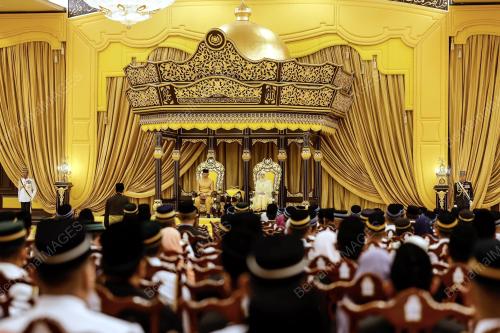 AL-SULTAN ABDULLAH RI'AYATUDDIN AL-MUSTAFA BILLAH SHAH