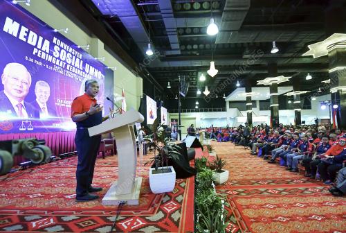 KL15_04112017_TPM_UMNO_BN201711020219