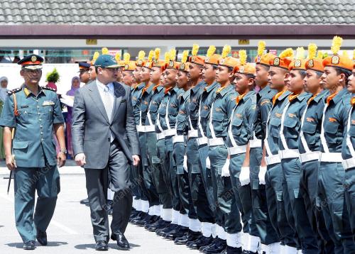 HISHAMMUDIN TUN HUSSEIN