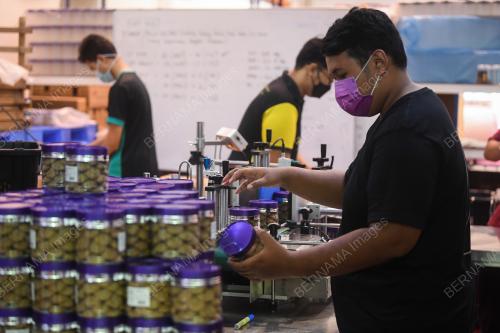 KHM FOODIES SDN BHD