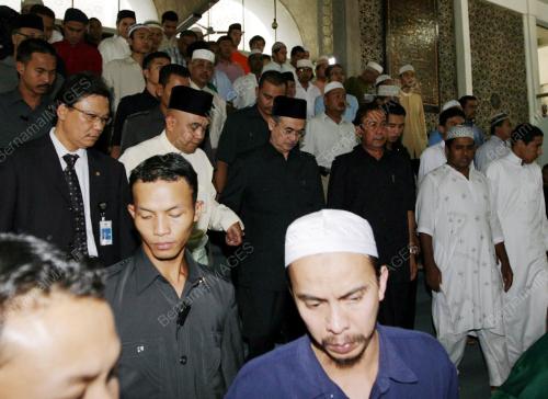 ABDUL SAMAD ISMAIL