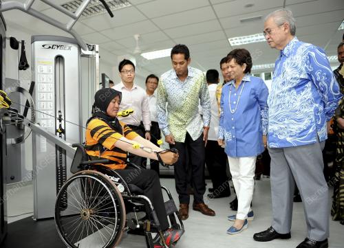KL15_06032014_PARA