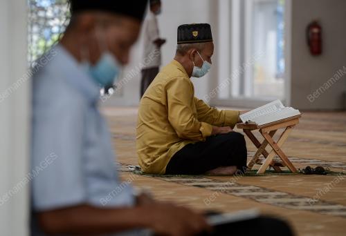 WORLD QURAN HOUR