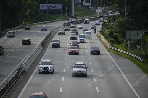 TINJAUAN ALIRAN TRAFIK