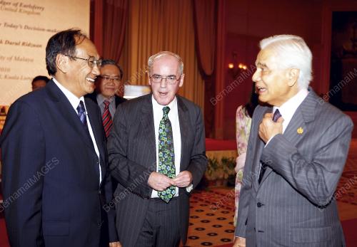 SULTAN AZLAN SHAH