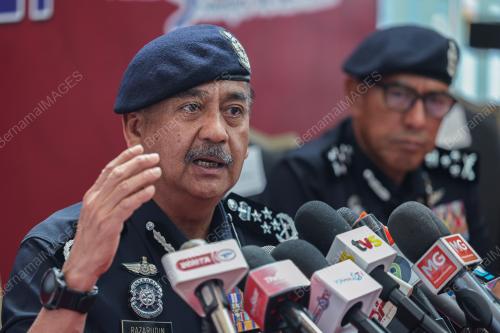 TAN SRI RAZARUDIN HUSAIN