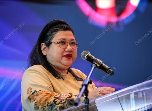 DATUK WAN SURAYA WAN MOHD RADZI