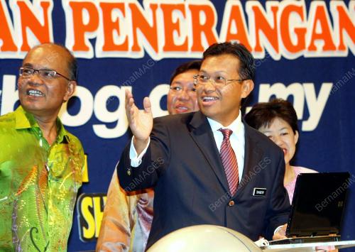 AHMAD SHABERY CHEEK