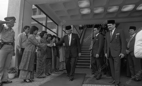 KL15_08012015_AGONG_IMIGRESEN