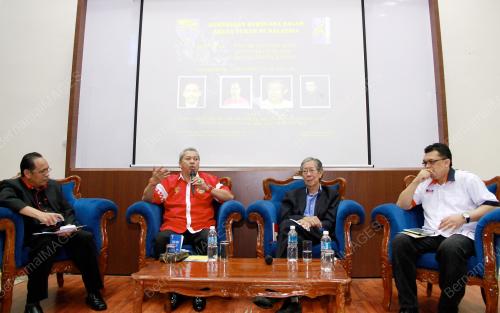 KL15_08052013_FORUM