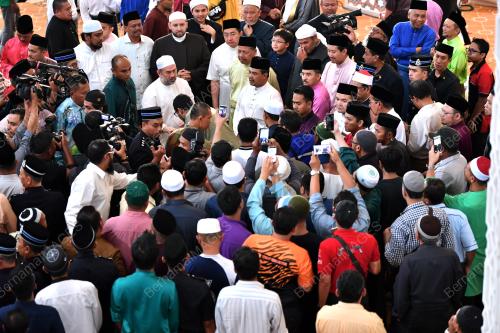 KL15_08092017_AGONG