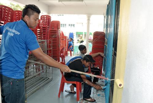 KL15_08122012_TABIKA