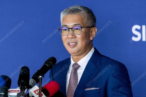 TENGKU DATUK SERI ZAFRUL AZIZ