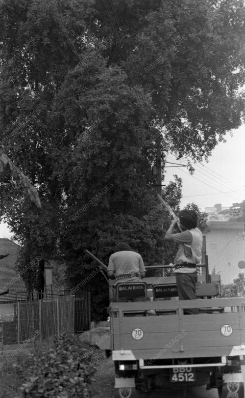 KL15_09092015_TEMBAK_GAGAK