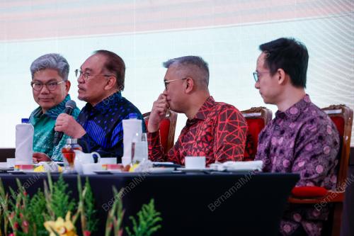 DATUK SERI ANWAR IBRAHIM