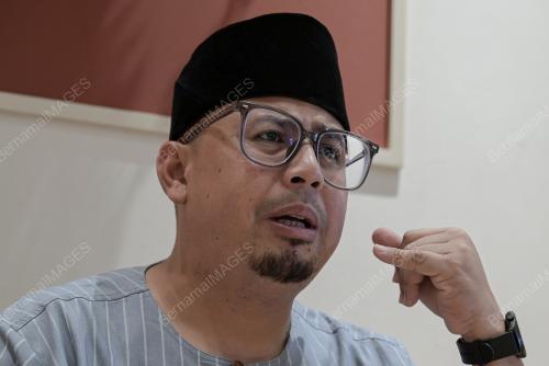 ABU HURAIRAH ROSLAN