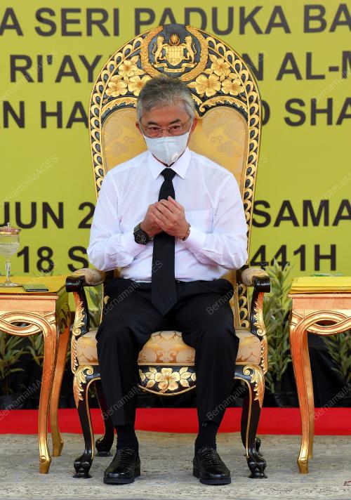 AL-SULTAN ABDULLAH RI'AYATUDDIN AL-MUSTAFA BILLAH SHAH