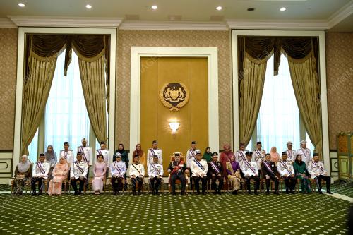 KL15_10122017_AGONG_BN201712083689