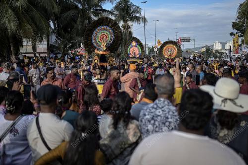SAMBUTAN THAIPUSAM BATU CAVES