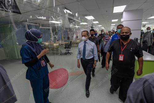TAN SRI MUHYIDDIN YASSIN