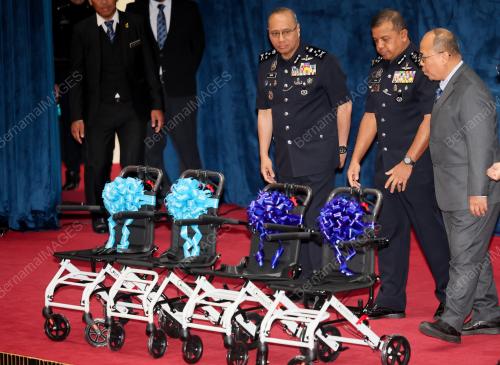 TAN SRI AYOB KHAN MYDIN PITCHAY